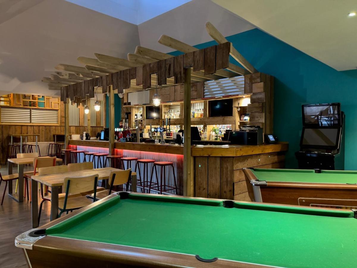 Spacious Primrose Lodge For 6 With Hot Tub At A Spa Resort Chudleigh エクステリア 写真