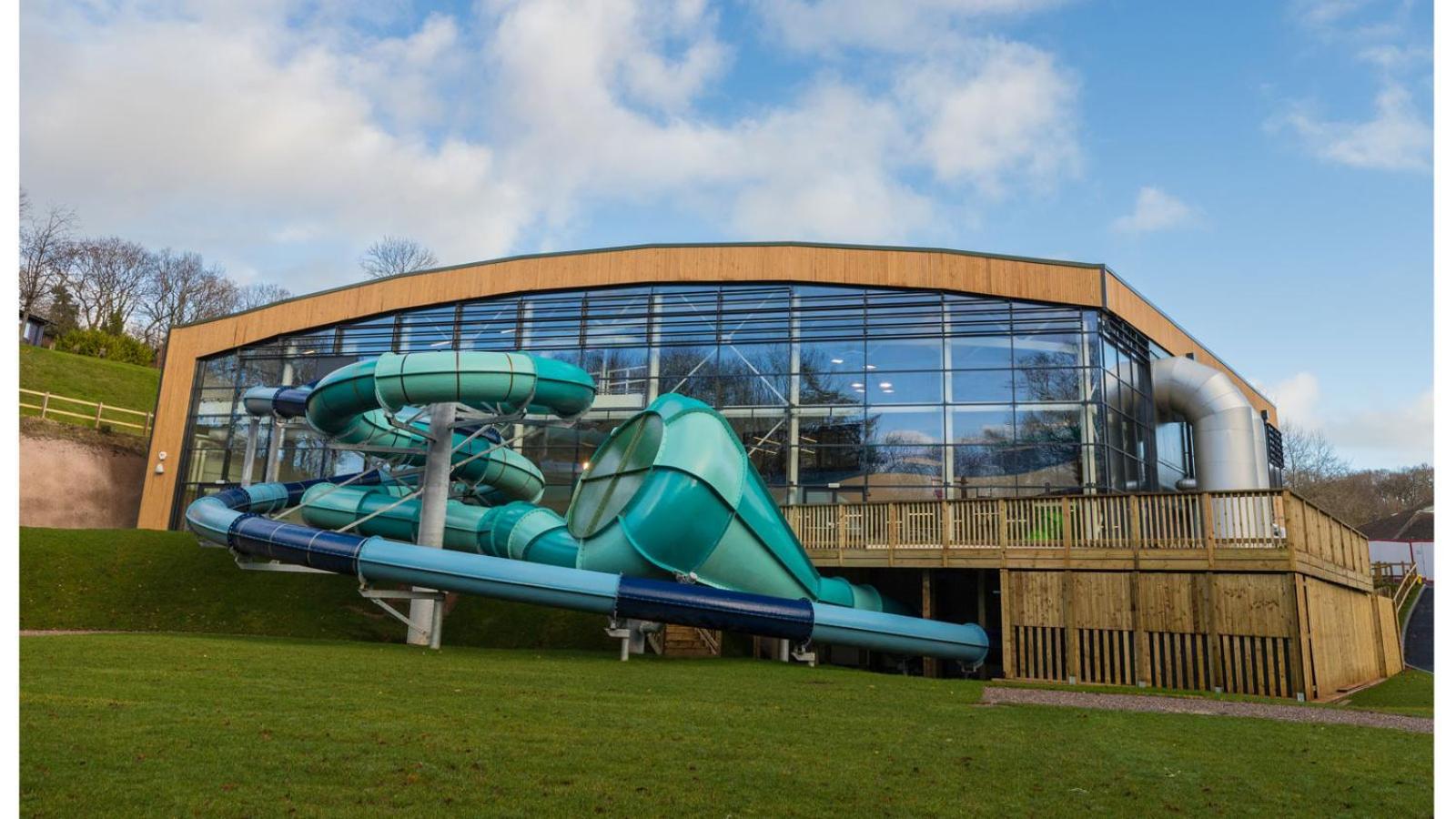 Spacious Primrose Lodge For 6 With Hot Tub At A Spa Resort Chudleigh エクステリア 写真